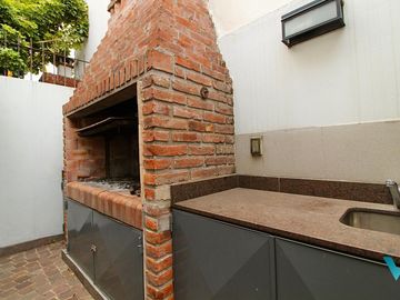 Casa en venta Ituzaingo, Villa Ariza  4 dormitorios con Parq