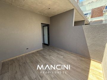 Triplex 4 Amb. Modernos A ESTRENAR - Villa Ballester Centro