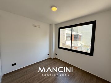Triplex 4 Amb. Modernos A ESTRENAR - Villa Ballester Centro