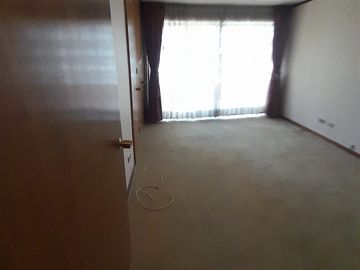 SE VENDE AMPLIO DEPARTAMENTO EN CARMEN SYLVA