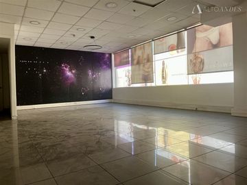 Local Comercial en Venta en Agustinas con San Antonio