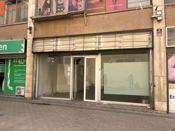 Local Comercial en Venta en Agustinas con San Antonio
