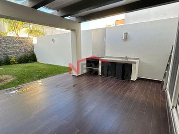 Residencia en Venta en Fraccionamiento Las Misiones Sector II
