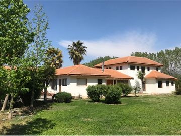 Venta hermosa parcela de agrado en Pirque