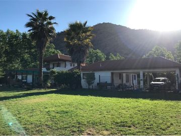 Venta hermosa parcela de agrado en Pirque