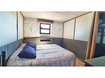 PATRIMONIAL REFUGIO CON AMPLIO TERRENO FARELLONES
