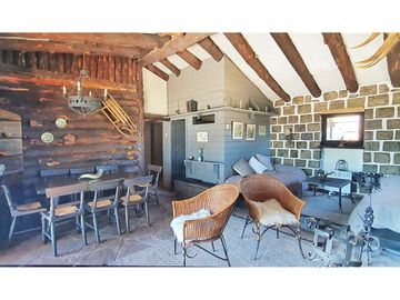 PATRIMONIAL REFUGIO CON AMPLIO TERRENO FARELLONES