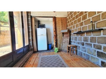 PATRIMONIAL REFUGIO CON AMPLIO TERRENO FARELLONES