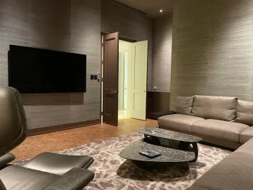 Amazing Unit on High Floor