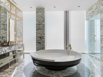 Amazing Unit on High Floor