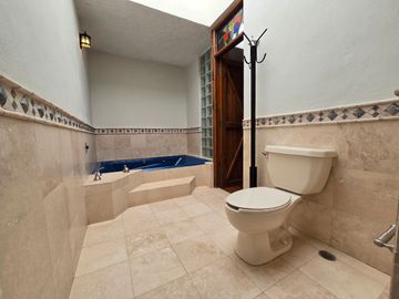 CASA EN VENTA EN XOCHIMILCO, CIUDAD DE MÉXICO