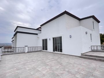 Casa en Venta Estilo Californiano Parque Gran Reserva, Lomas de Angelopolis