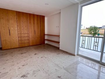 Casa en Venta Estilo Californiano Parque Gran Reserva, Lomas de Angelopolis