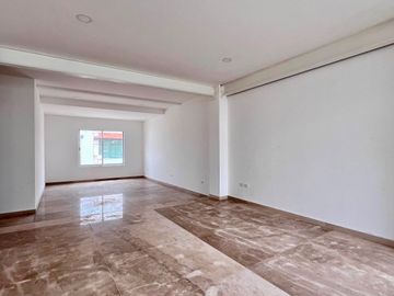 Casa en Venta Estilo Californiano Parque Gran Reserva, Lomas de Angelopolis