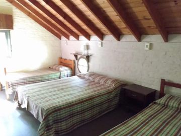 Casa en venta - 3 Dormitorios 2 Baños - Cocheras - 3.000Mts2 - Campana