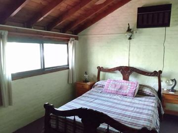 Casa en venta - 3 Dormitorios 2 Baños - Cocheras - 3.000Mts2 - Campana