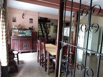 Casa en venta - 3 Dormitorios 2 Baños - Cocheras - 3.000Mts2 - Campana