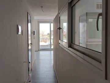 Departamento Semipiso  de Categoría, a Estrenar, 1 Dormitorio , con Cochera - La Plata.