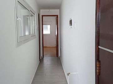 Departamento Semipiso  de Categoría, a Estrenar, 1 Dormitorio , con Cochera - La Plata.