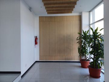 Departamento Semipiso  de Categoría, a Estrenar, 1 Dormitorio , con Cochera - La Plata.