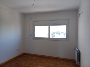 Departamento Semipiso  de Categoría, a Estrenar, 1 Dormitorio , con Cochera - La Plata.