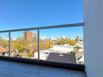 Departamento Semipiso  de Categoría, a Estrenar, 1 Dormitorio , con Cochera - La Plata.