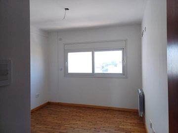 Departamento Semipiso  de Categoría, a Estrenar, 1 Dormitorio , con Cochera - La Plata.