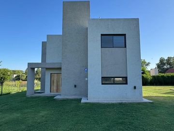Casa en venta en Villa Allende Golf