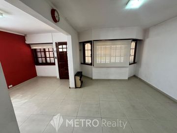 VENTA Casa de 5 ambientes Quilmes Oeste