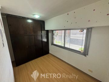 VENTA Casa de 5 ambientes Quilmes Oeste