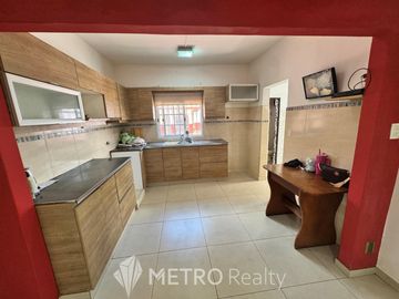 VENTA Casa de 5 ambientes Quilmes Oeste