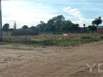 Terreno esquina en Toay