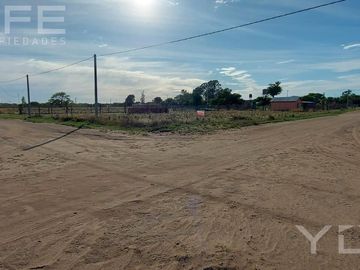 Terreno esquina en Toay