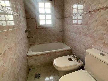 PH en  venta con oficina y monoambiente - Wilde centro