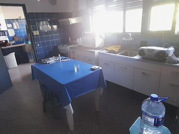 Casa en  venta cuatro dormitorios mas dependencia, Cerro
