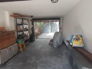 Casa en  venta cuatro dormitorios mas dependencia, Cerro