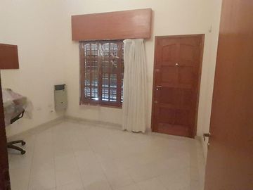 Casa en  venta cuatro dormitorios mas dependencia, Cerro