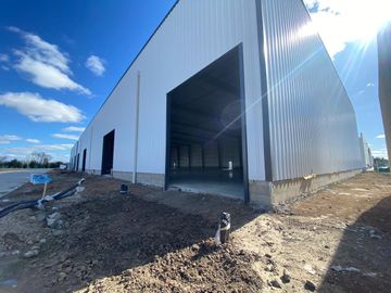 DEPOSITO/NAVE Premium 1.660 M2 en complejo Duorum de Norlog