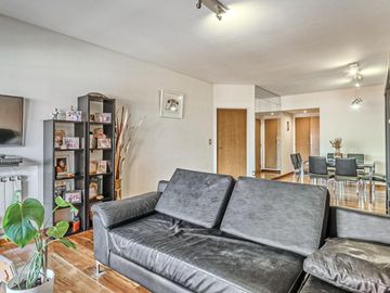 Venta departamento 4 ambientes con 2 cocheras y terraza con quincho