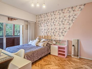 Venta departamento 4 ambientes con 2 cocheras y terraza con quincho