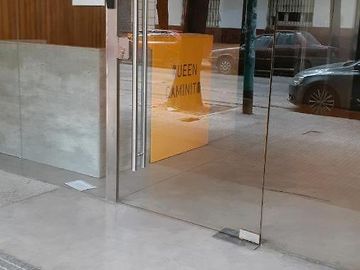 Divino Monoambiente en el complejo CAMINITO QUEEN - Seguridad 24hs