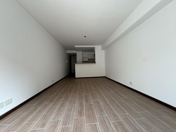 Monoambiente a estrenar con patio a metros de Bv. Oroño!