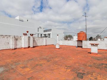 PH venta  Mataderos en primer piso balcon terraza lisandro de la torre 1600