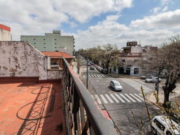 PH venta  Mataderos en primer piso balcon terraza lisandro de la torre 1600