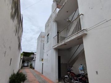PH en venta - 2 Dormitorios 1 Baño - Cochera - 79.50Mts2 - Tolosa, La Plata