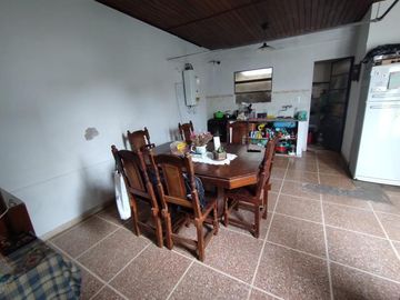 PH en venta - 2 Dormitorios 1 Baño - Cochera - 79.50Mts2 - Tolosa, La Plata
