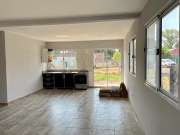 Casa en venta - 4 Dormitorios 2 Baños - 195Mts2 - José C. Paz
