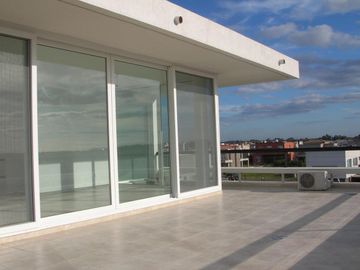 Venta Casa a Estrenar 6 Ambientes Los Lagos Nordelta Tigre
