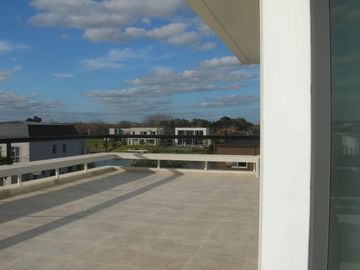 Venta Casa a Estrenar 6 Ambientes Los Lagos Nordelta Tigre