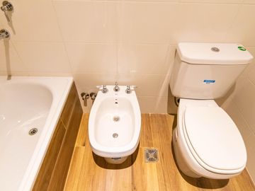 Departamento en  Duplex sobre Av. 44